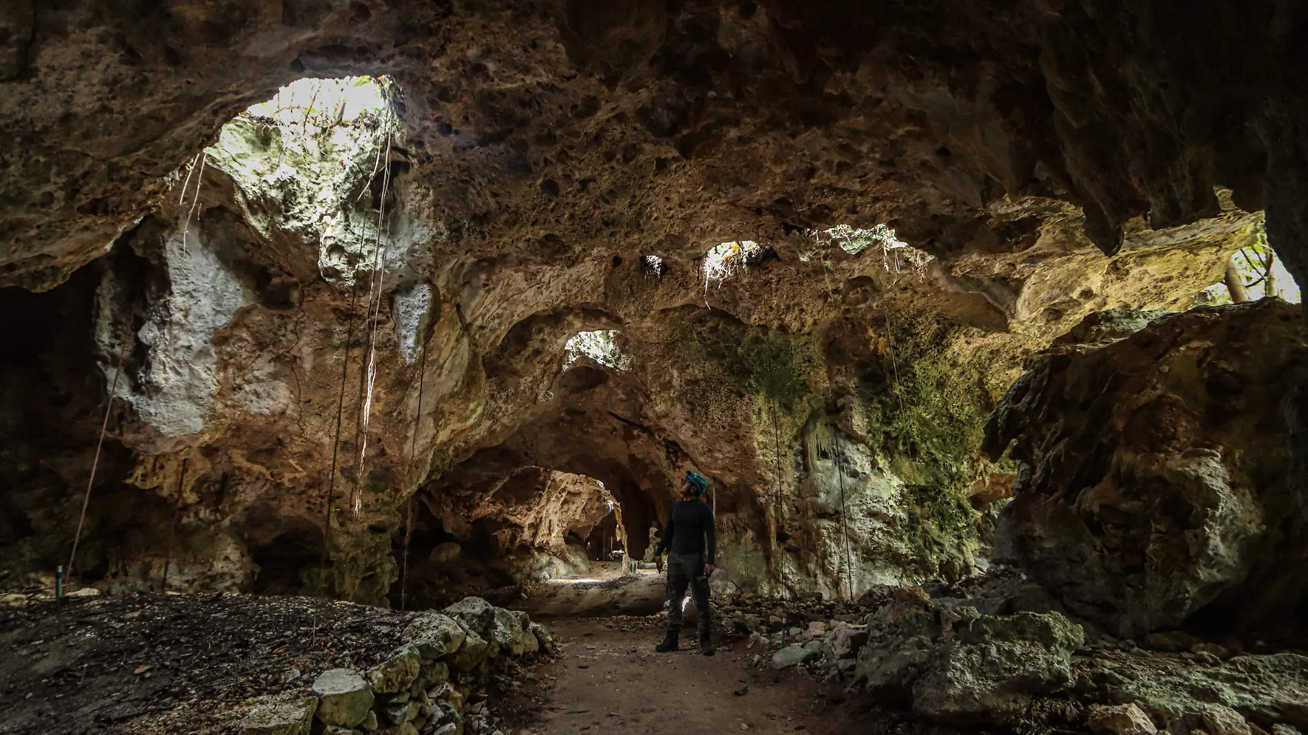 Cuevas-Colapsos-Suelo Carstico-Hoyos-Cuevas-Cenotes-Tren Maya (3)